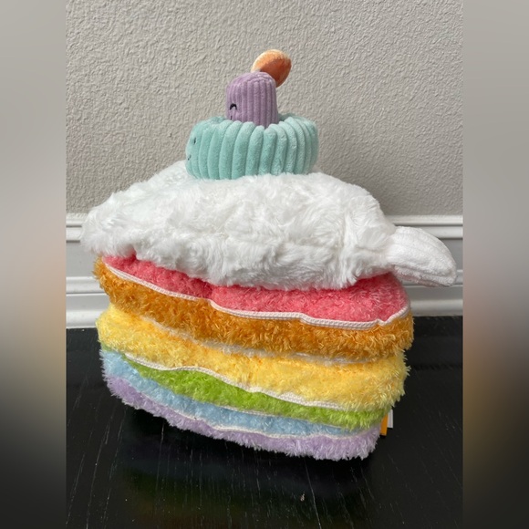Gigglescape™ 13" Stackable Layer Cake Stuffed Animal - Picture 5 of 13